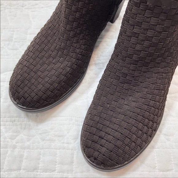 🔥SALE🔥 Steven Madden brown block heel booties s10 - Picture 3 of 6